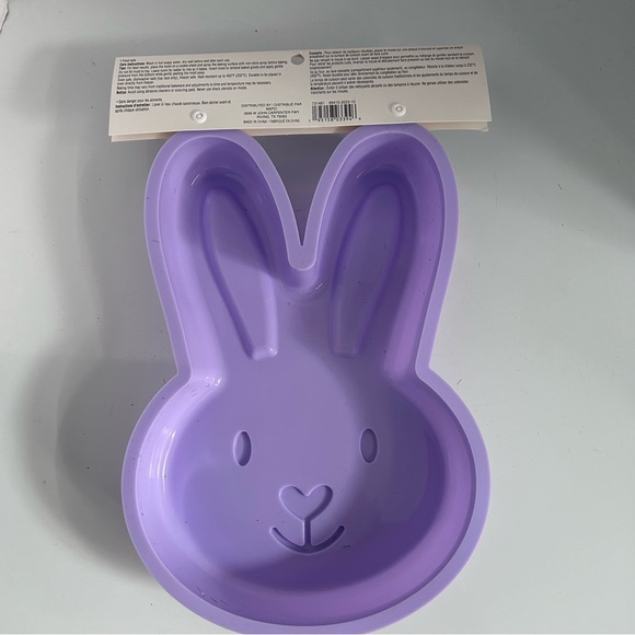 Bunny silicone cake mold - Picture 3 of 3